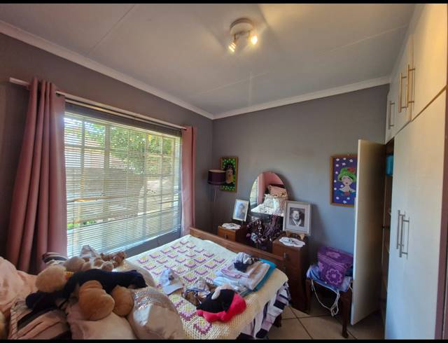 3 BEDROOM FREESTANDING FOR SALE IN DIBENG